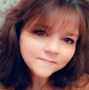 Meet your Posher, Marsha